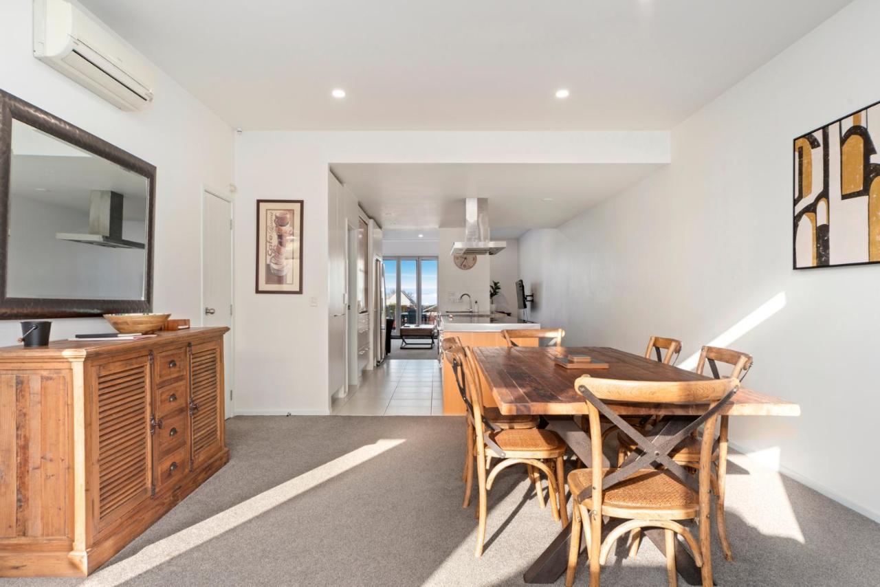 Lakeview Luxury - Taupo Holiday Apartment ภายนอก รูปภาพ