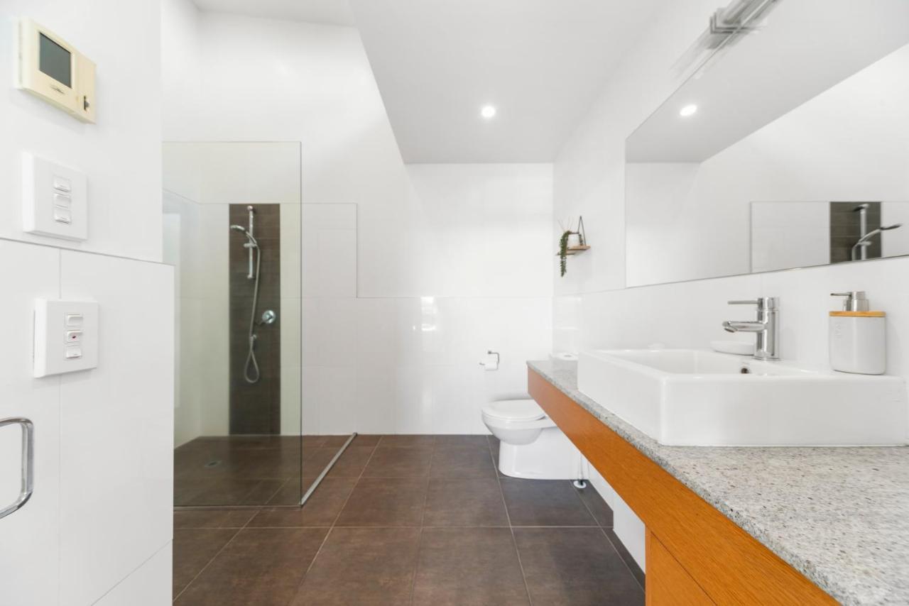 Lakeview Luxury - Taupo Holiday Apartment ภายนอก รูปภาพ