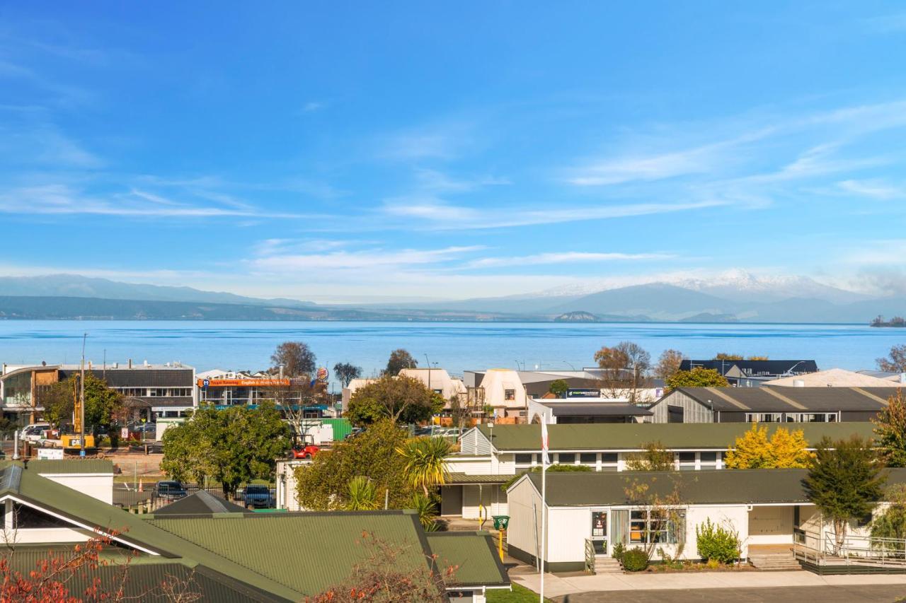 Lakeview Luxury - Taupo Holiday Apartment ภายนอก รูปภาพ